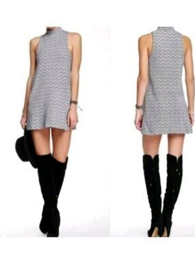 Free People Gray Chevron Pattern Sleeveless Mock Neck Dress With Pockets Size M